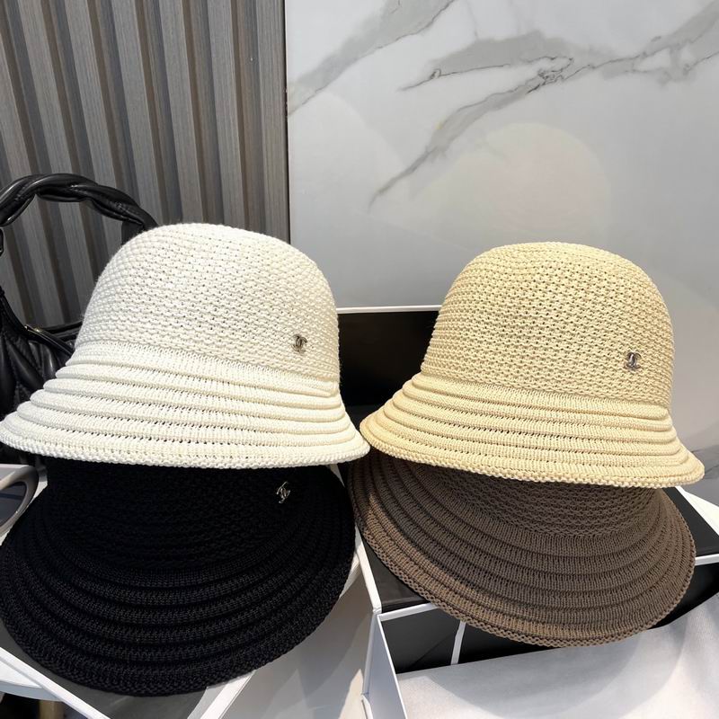 Chanel top hat dx178